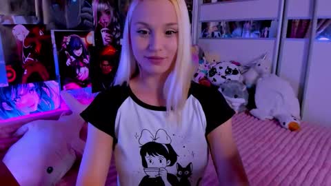 Snapshot of cuttie_ponyy chatting on 25, 2, 2026 Nora online show from 25, 2, 2026