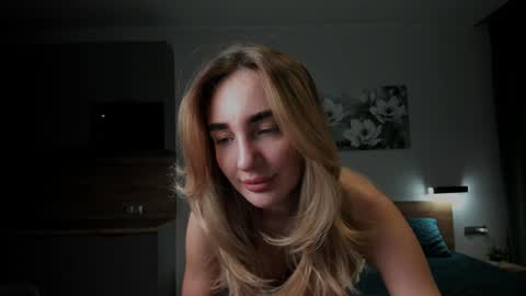 Snapshot of cuttiechloe chatting on 24, 12, 2024 CuttieChloe online show from 24, 12, 2024