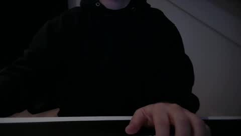 Snapshot of cuttop2373844 chatting on 27, 11, 2025 cuttop2373844 online show from 27, 11, 2025