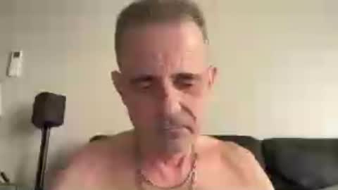 cwaddle online show from 15, 7, 2026
