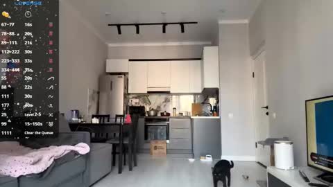 Akemi online show from 18, 9, 2025