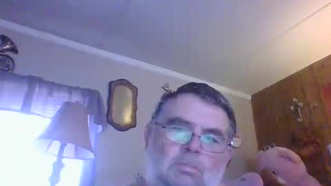 Snapshot of cwill27837 chatting on 5, 2, 2025 cwill27837 online show from 5, 2, 2025