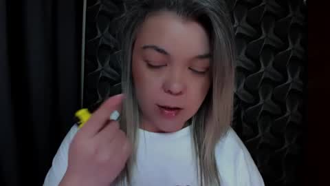 Snapshot of cyberdomme chatting on 1, 5, 2026 Full time mean bitch. online show from 1, 5, 2026