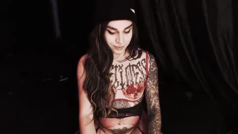 Nikki online show from 5, 12, 2024