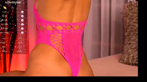 Snapshot of cynthiawest chatting on 14, 10, 2025 Ivy online show from 14, 10, 2025