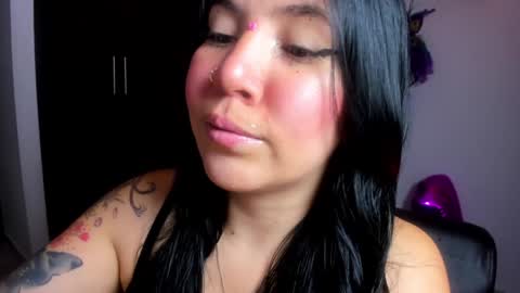 Snapshot of daahanna_ chatting on 29, 1, 2025 Ailyn  online show from 29, 1, 2025