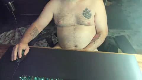 Snapshot of dadbodfatrod chatting on 5, 10, 2025 Daddy online show from 5, 10, 2025