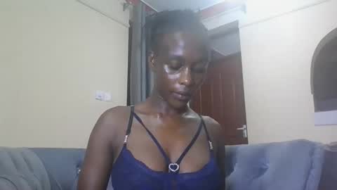 Snapshot of daddies_toy_1 chatting on 21, 5, 2026 Eva online show from 21, 5, 2026