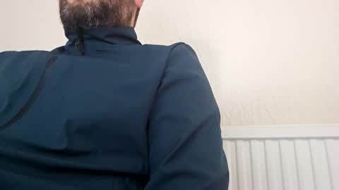 Snapshot of daddy20252025 chatting on 13, 11, 2025 daddy20252025 online show from 13, 11, 2025