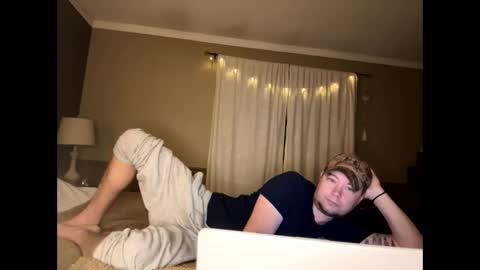 Snapshot of daddycam33 chatting on 5, 1, 2025 DaddyCam33 online show from 5, 1, 2025