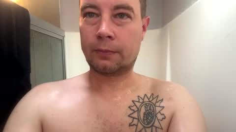 Snapshot of daddycam33 chatting on 5, 10, 2025 DaddyCam33 online show from 5, 10, 2025