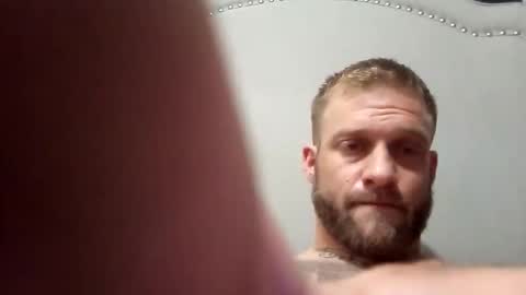 Snapshot of daddydeeevooo chatting on 25, 5, 2026 daddydeeevooo online show from 25, 5, 2026