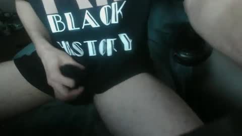 Snapshot of daddydick6969twin77 chatting on 23, 9, 2025 DDick online show from 23, 9, 2025