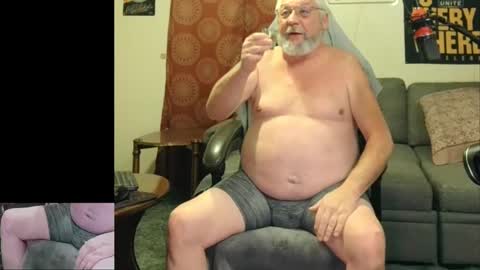 Snapshot of daddydom4fun chatting on 29, 12, 2024 Daddydom4fun online show from 29, 12, 2024