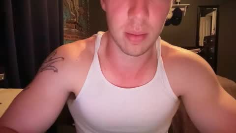 Snapshot of daddygmoney6969 chatting on 28, 5, 2026 daddygmoney6969 online show from 28, 5, 2026
