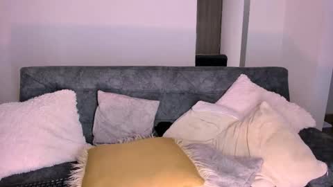 Creamy online show from 18, 11, 2025