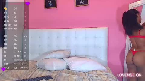 Snapshot of daddysneakinme chatting on 5, 3, 2025 Anny online show from 5, 3, 2025