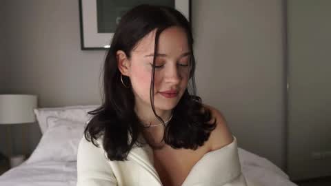 Daddys Trouble online show from 12, 9, 2025