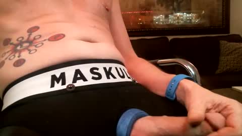 Snapshot of daddytimedeluxe chatting on 9, 12, 2024 DaddyTime online show from 9, 12, 2024