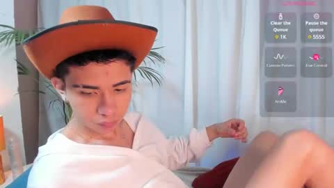 Snapshot of dads_rider chatting on 8, 3, 2025 dads_rider online show from 8, 3, 2025