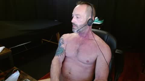 Call me Dad or Hound online show from 15, 6, 2026