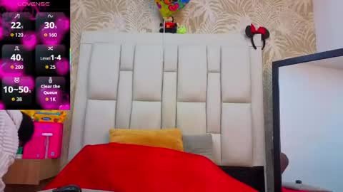 daffnelewis online show from 16, 4, 2026