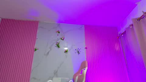 Snapshot of dafne17_ chatting on 15, 5, 2026 Dafne online show from 15, 5, 2026