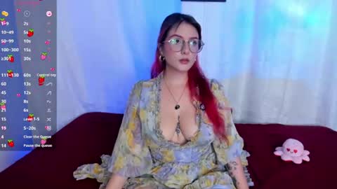 Snapshot of dafnemoon_1 chatting on 25, 6, 2026 Dafne Moon online show from 25, 6, 2026