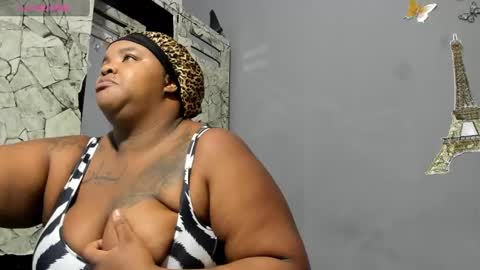 Snapshot of dahianajoss chatting on 23, 2, 2025 Ebony Sex Dahian online show from 23, 2, 2025