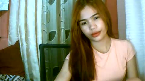 Snapshot of dahlia_123 chatting on 7, 1, 2025 Im Dahlia online show from 7, 1, 2025