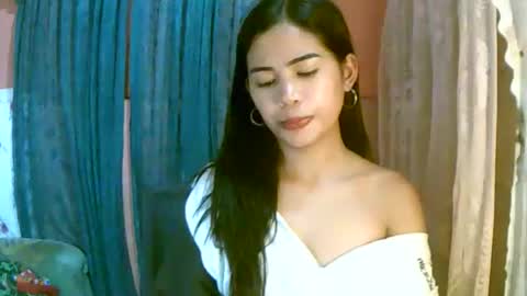 Snapshot of dahlia_123 chatting on 7, 4, 2026 Im Dahlia online show from 7, 4, 2026