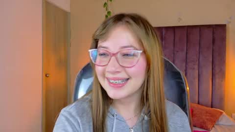 Dahlia online show from 10, 4, 2026