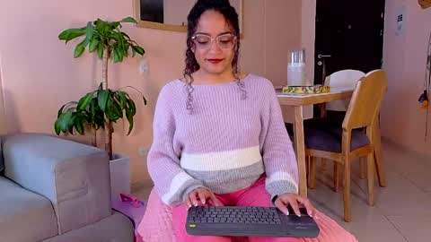 Dahli online show from 23, 4, 2026