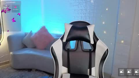 Nicole online show from 17, 5, 2026