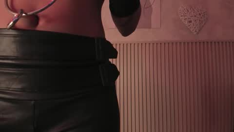 Daiana online show from 30, 10, 2025