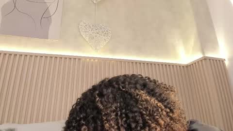 Daiana online show from 15, 4, 2026