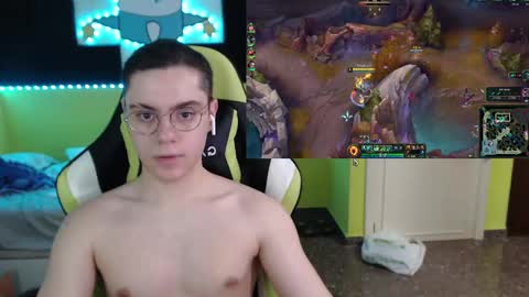 Snapshot of daigoro03 chatting on 10, 2, 2025 daigoro03 online show from 10, 2, 2025