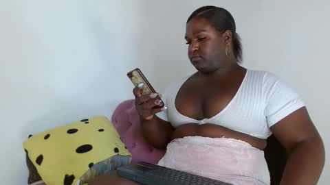 Snapshot of daiishawolf chatting on 19, 4, 2026 Daiisha.. online show from 19, 4, 2026