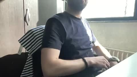 Your daily dose online show from 20, 4, 2026