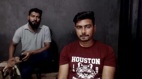 indian guys online show from 4, 2, 2026