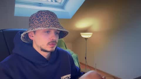 Daimon  online show from 9, 3, 2025