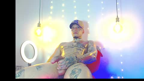 Daimond hope666 online show from 4, 2, 2025