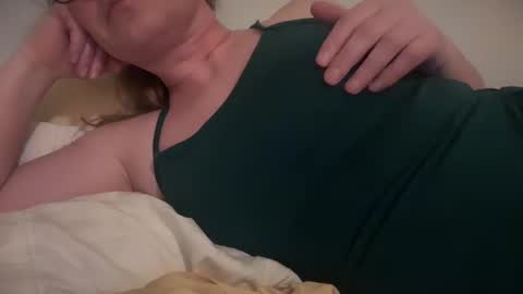 Mx Mommy Moo online show from 21, 2, 2025