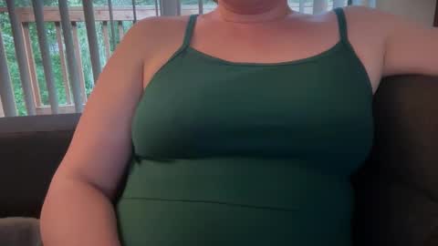 Mx Mommy Moo online show from 20, 5, 2026