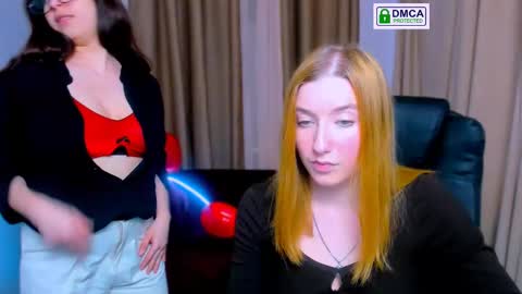 Little Di online show from 5, 3, 2025