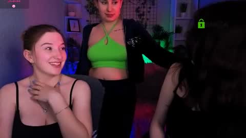 Little Di online show from 17, 6, 2026