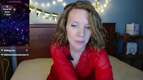 Snapshot of daisy_lovely chatting on 3, 3, 2026 daisy_lovely online show from 3, 3, 2026