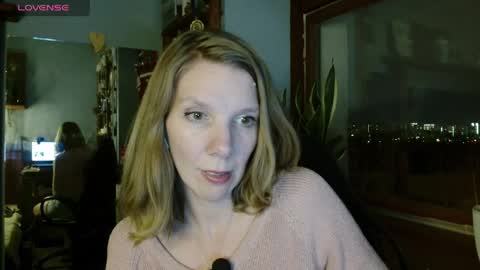 Snapshot of daisy_lovely chatting on 21, 3, 2026 daisy_lovely online show from 21, 3, 2026