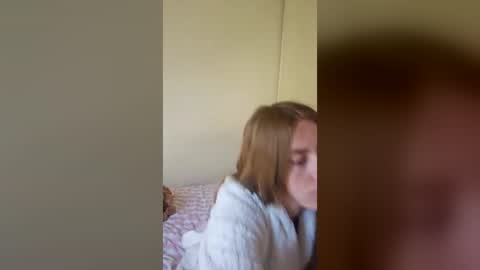 Daisy online show from 10, 7, 2026