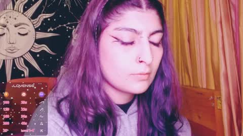 Snapshot of dak_7 chatting on 11, 1, 2025 -- -- help me reach 100 hands up online show from 11, 1, 2025